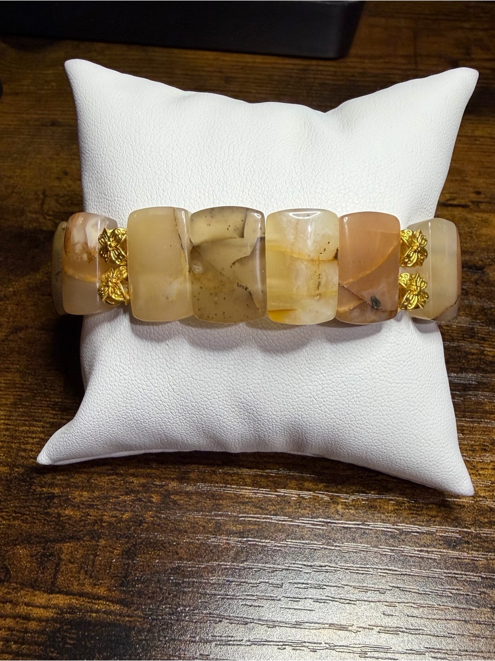 Natural Golden Silk Jade Bangle Bracelet - Gold Accents 💛